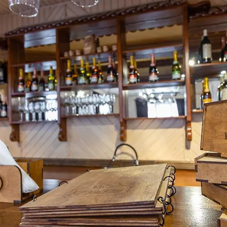 Ξενοδοχείο у румуна *