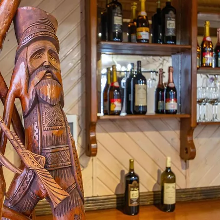 Ξενοδοχείο у румуна *