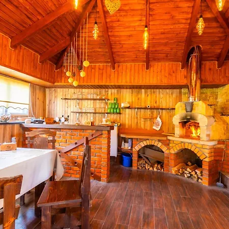 Ξενοδοχείο у румуна Chorna Tysa