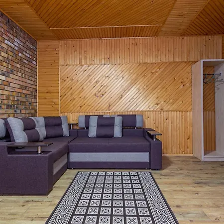 у румуна Hotel *